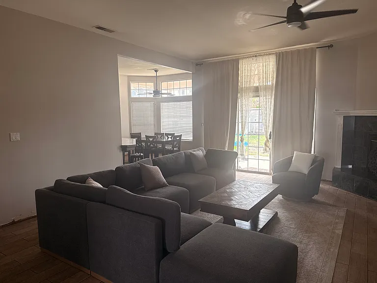 14001 Calle Rosales — Photo 2