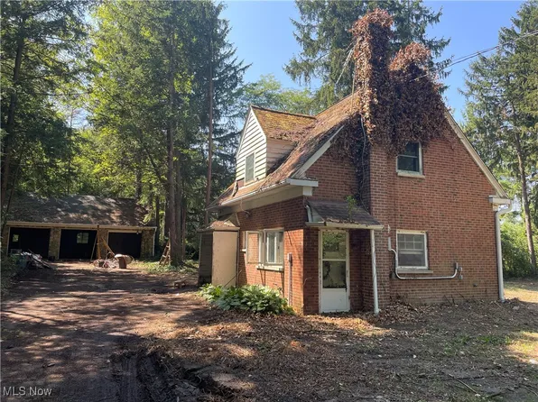 11976 Old State Rd, Chardon, OH 44024