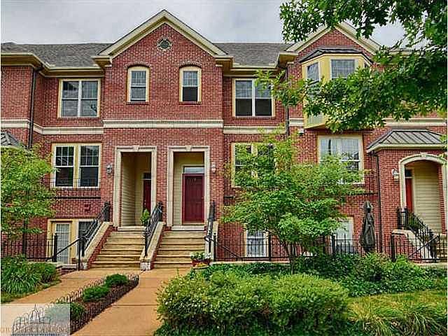 1st image of 637 S Grand Ave #4