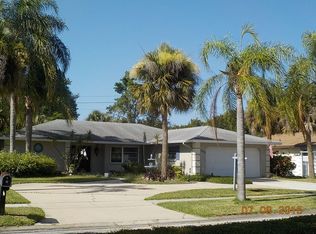1353 Lucaya Ave, Venice, FL 34285