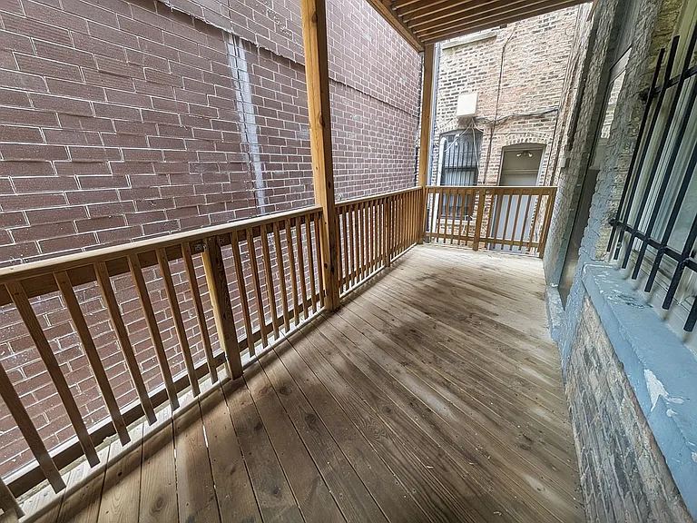 1609 N Leavitt St #1 — Photo 20