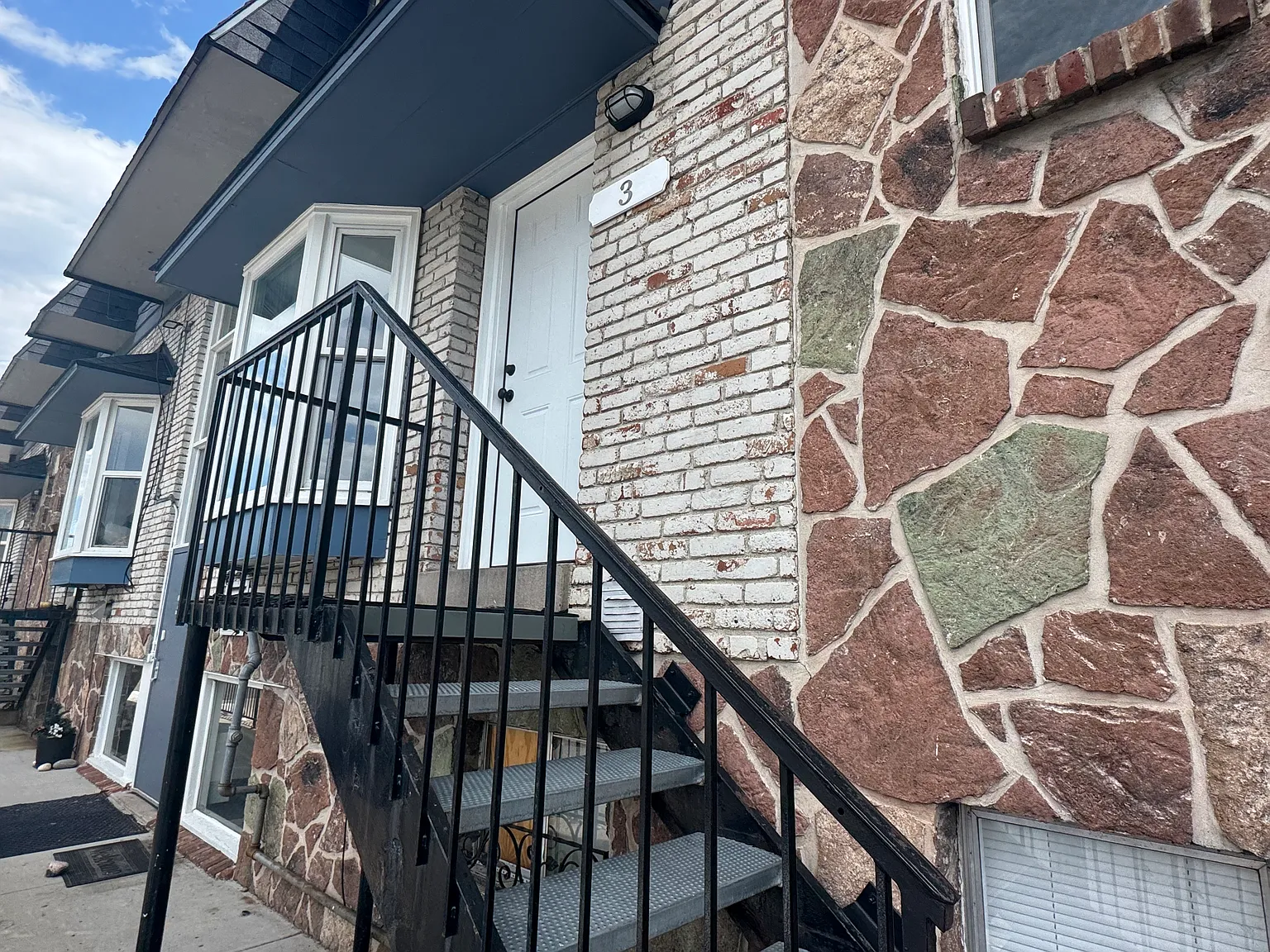 1285 Colorado Blvd — Photo 1