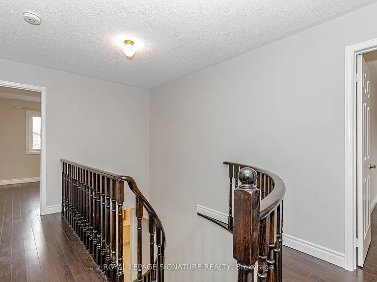 101 Hullrick Dr — Photo 32