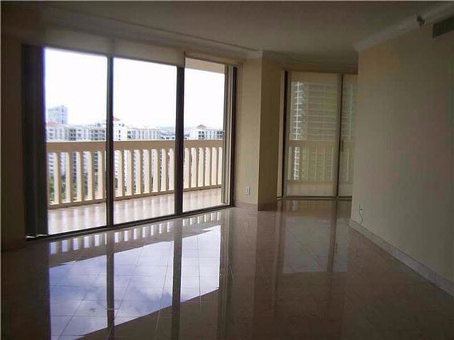 2nd image of 19707 Turnberry Way APT 20B
