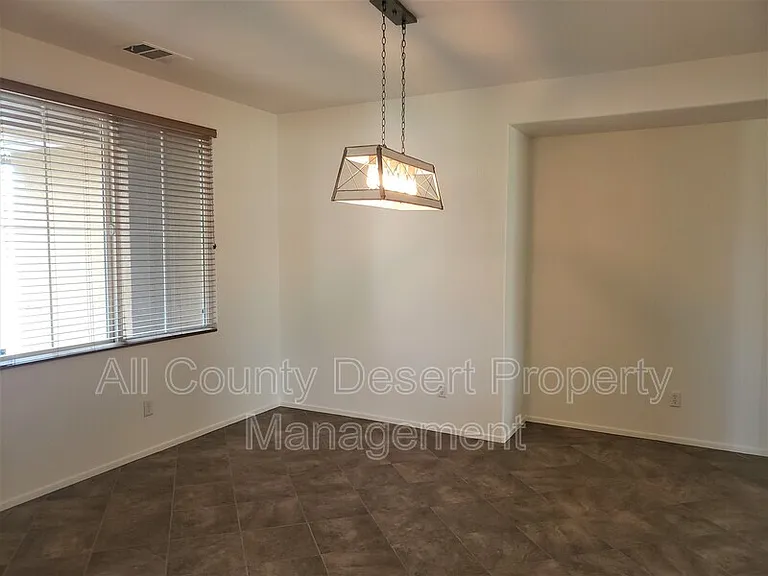37853 Avon St — Photo 8