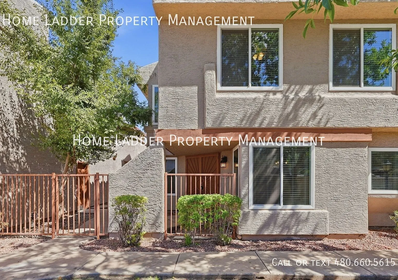 2 Bed / 2.5 Bath Home with Garage & Gated Courtyard in Marlborough — Photo 1