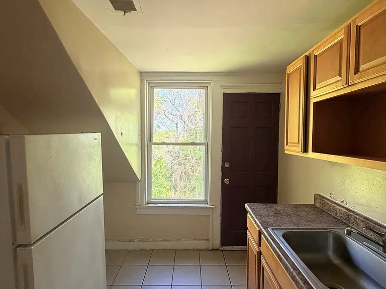 111 Bristol St #3L — Photo 7