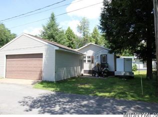 513 20th Ave, Sylvan Beach, NY 13157