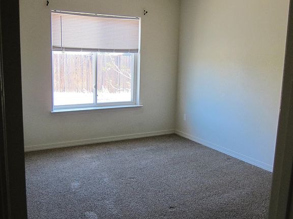3rd image of 3896 N Butler Ave Unit 207