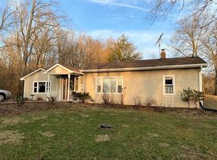 1560 Middleboro Rd, Oregonia, OH 45054