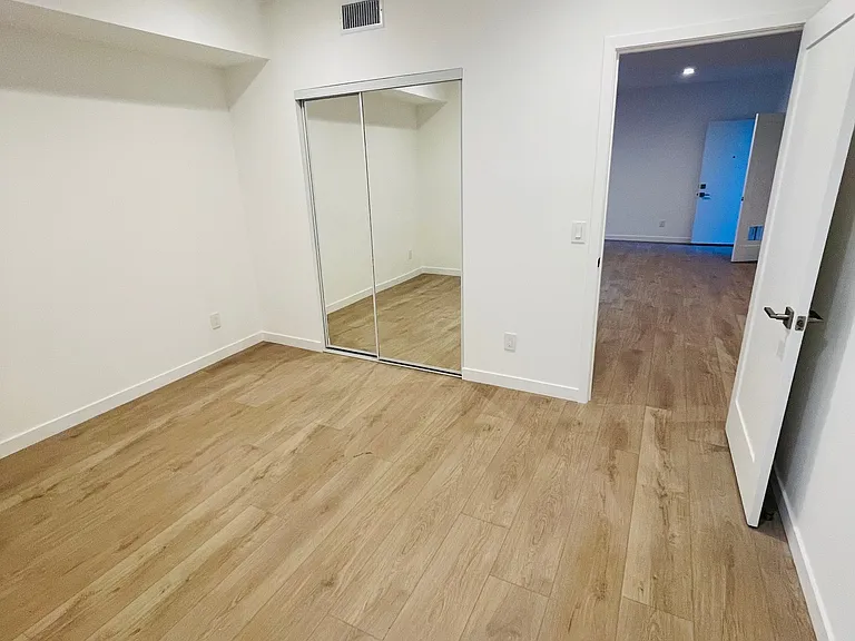 1707 Brockton Ave #14 — Photo 17