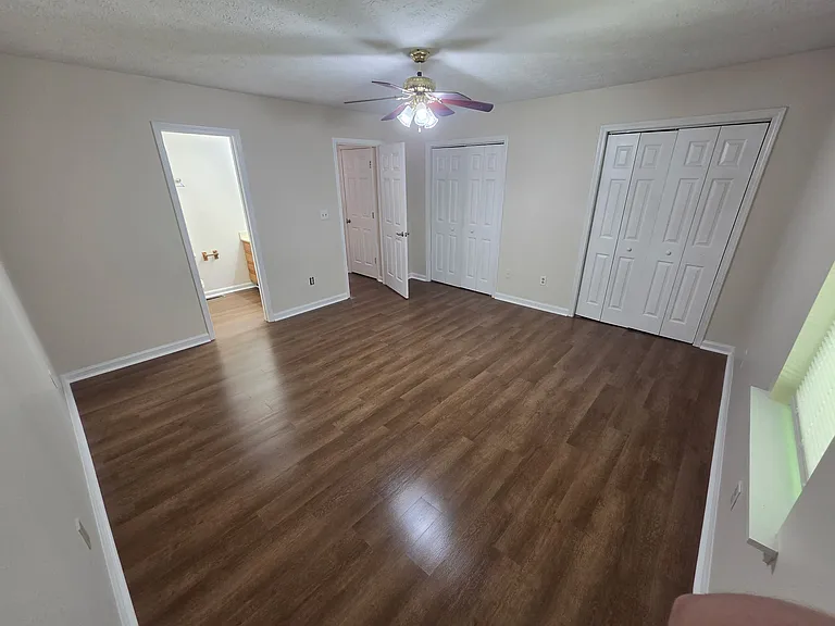 1233 Berdine Way — Photo 9
