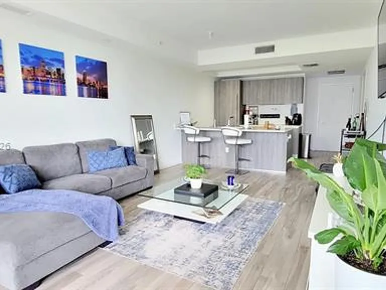 801 S Miami Ave #3402 — Photo 2