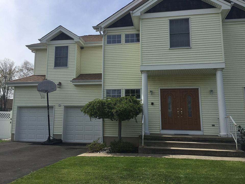 1st image of 65 Princess Dr