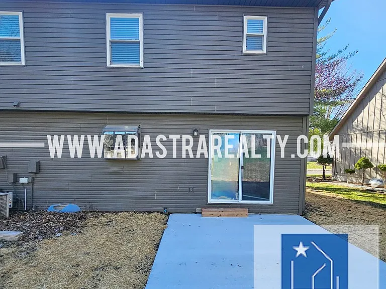 11807 Caenen St — Photo 37