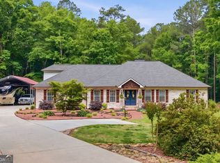 674 Marion Beavers Rd, Sharpsburg, GA 30277