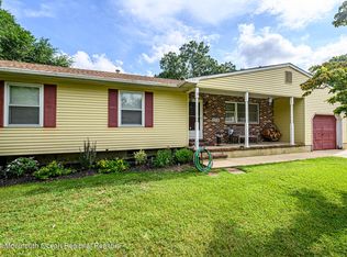 3 Dover St, Jackson, NJ 08527