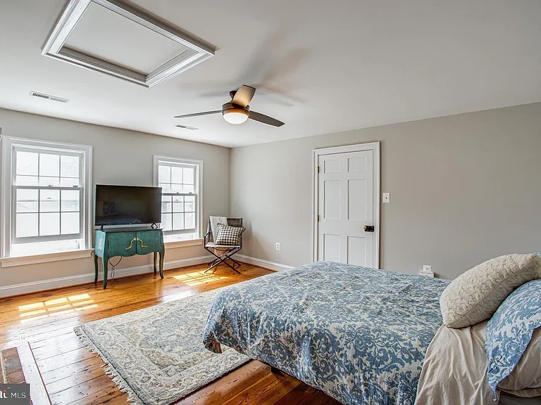 507 Hanover St — Photo 22