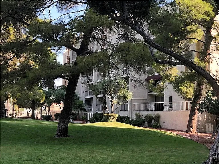 750 S Royal Crest Cir #323 — Photo 3