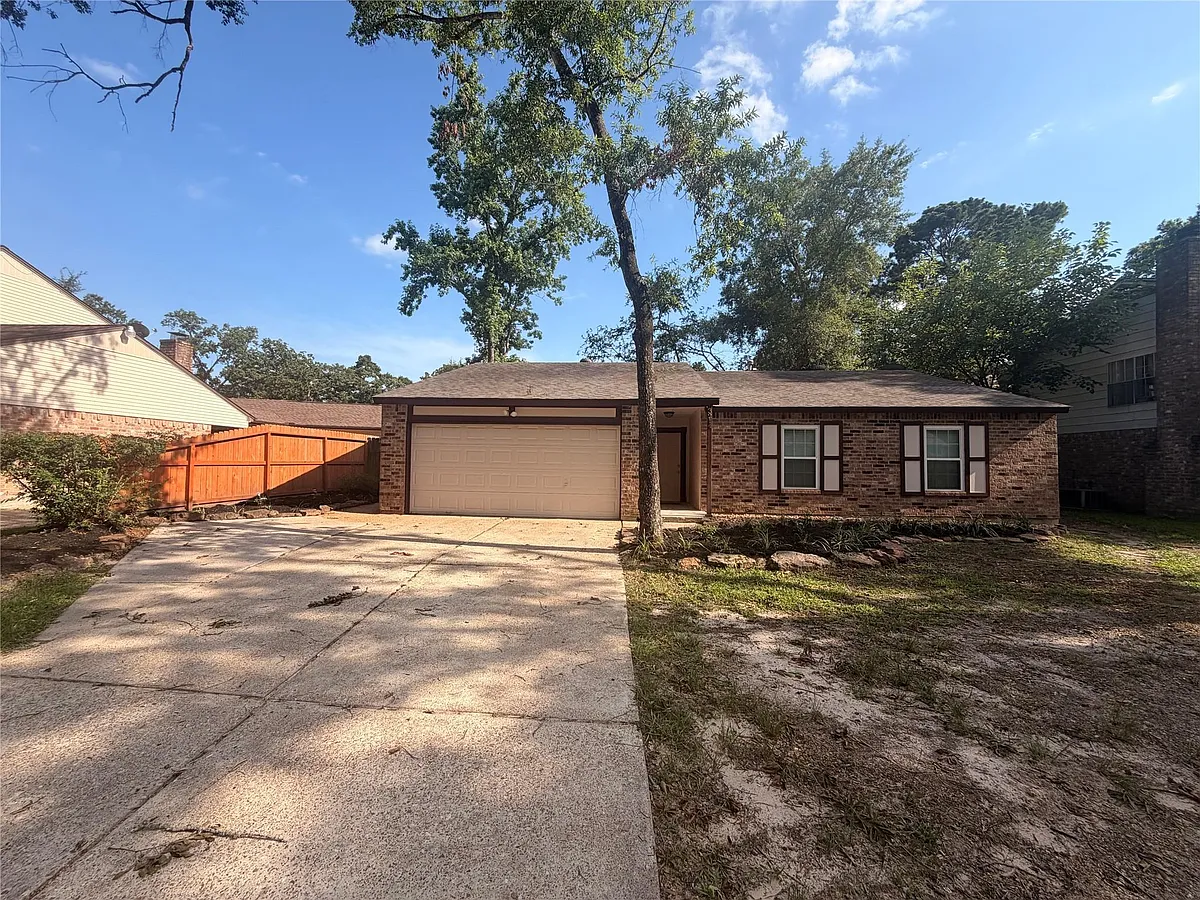 Building Photo - 3214 Big Spruce Dr