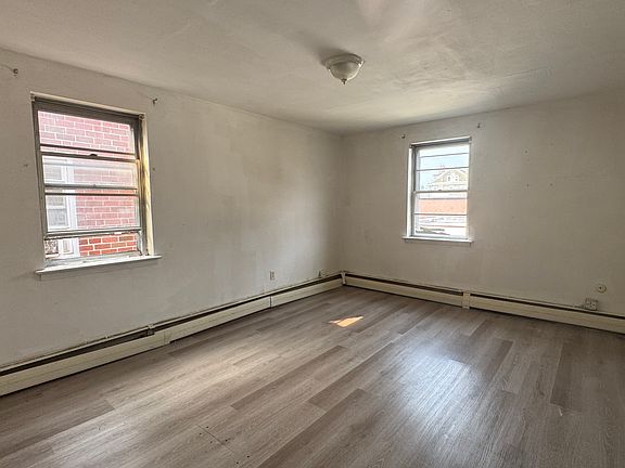 3rd image of 4119 Longshore Ave Floor 2