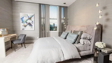 Sold by The Marketing Directors (Arias)