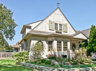 6534 W Lloyd St, Wauwatosa, WI 53213