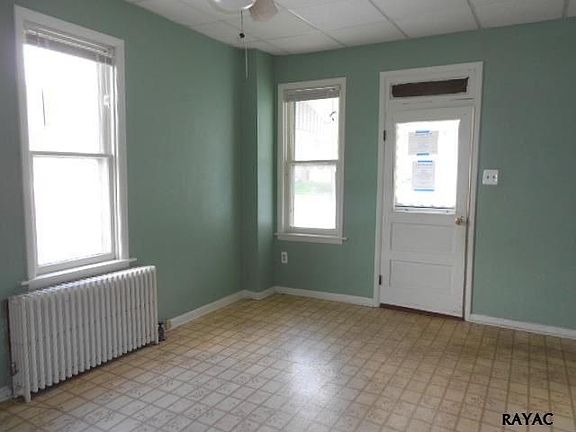 3rd image of 627 North St