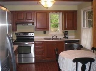 605 Orchard Hill Dr, Pittsburgh, PA