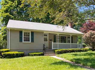9 Burcam Cir, Deep River, CT 06417