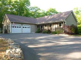 926 Doe Valley Rd, Athol, MA 01331