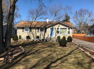 17908 W Winnebago Dr, Grayslake, IL 60030