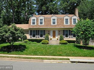 3716 Ivanhoe Ln, Alexandria, VA 22310