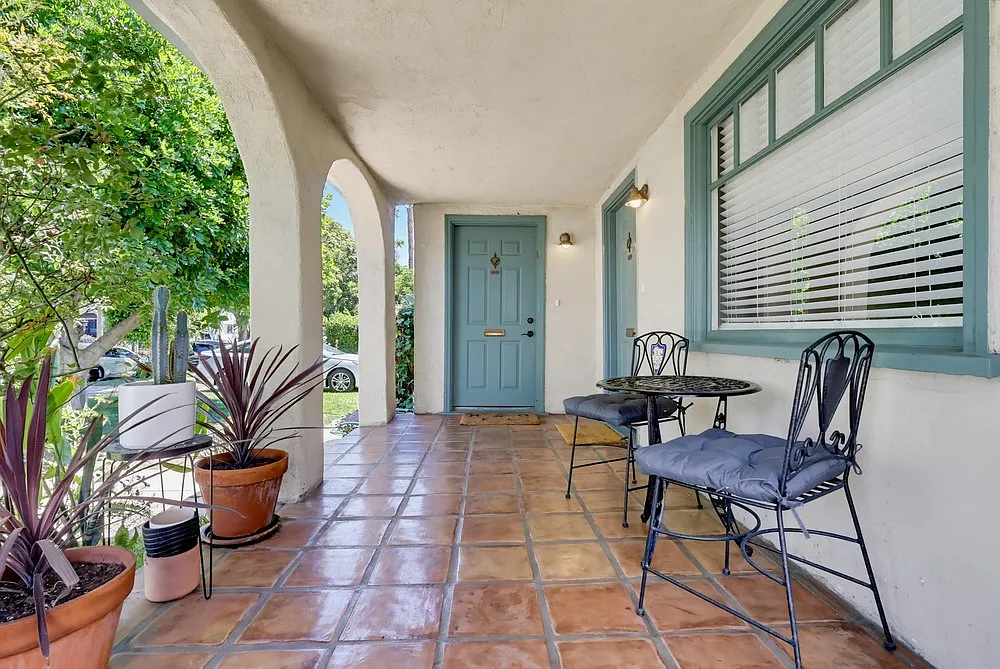 2 bed, 1000 sqft, $4,250 — Photo 4