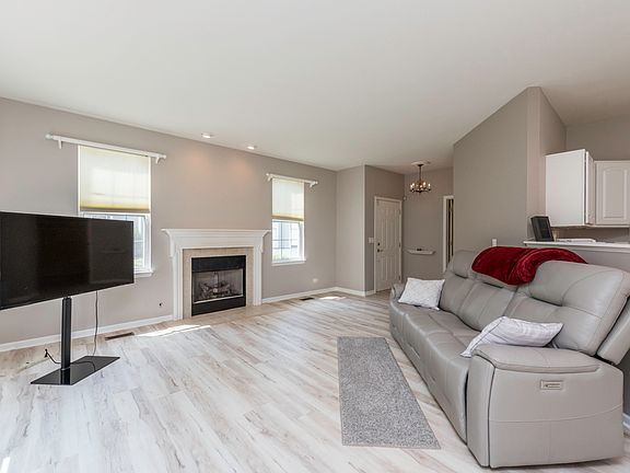 5th image of 13129 W Shannon Dr #13129