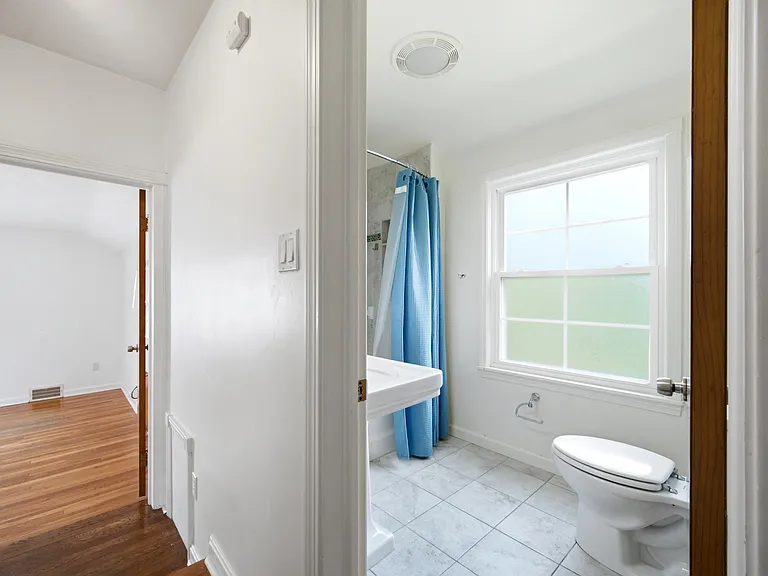 4437 Groveland Rd — Photo 25
