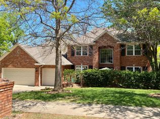 2208 Wildwood Ter, Edmond, OK 73034