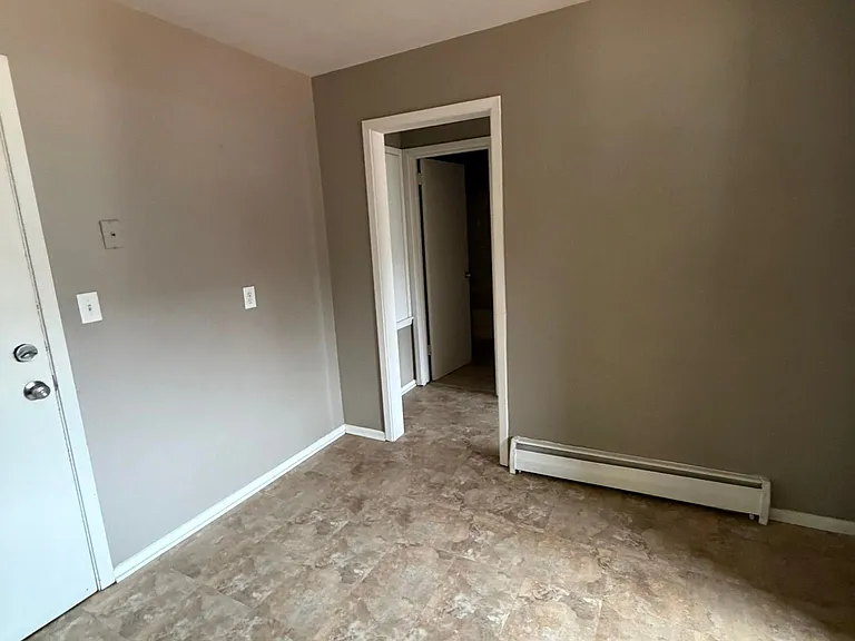 349 15th Ave NE #2 — Photo 17