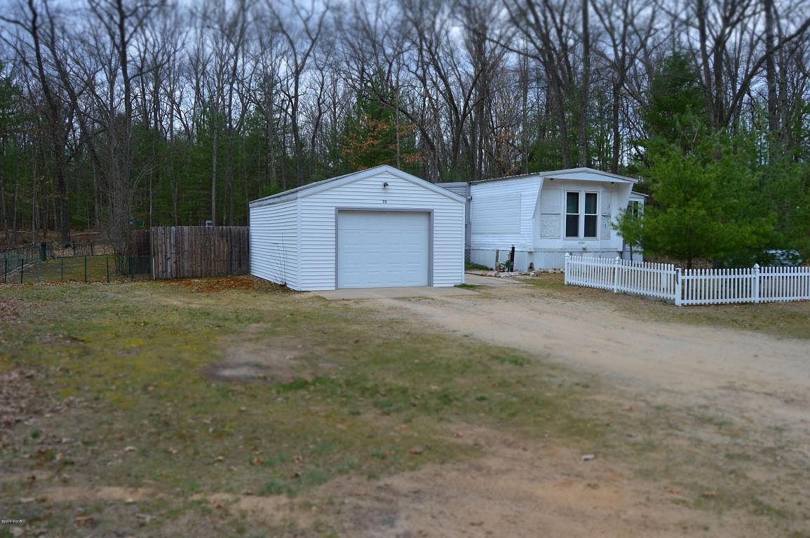 75 S Stephen Ave, Walhalla, MI 49458 Zillow