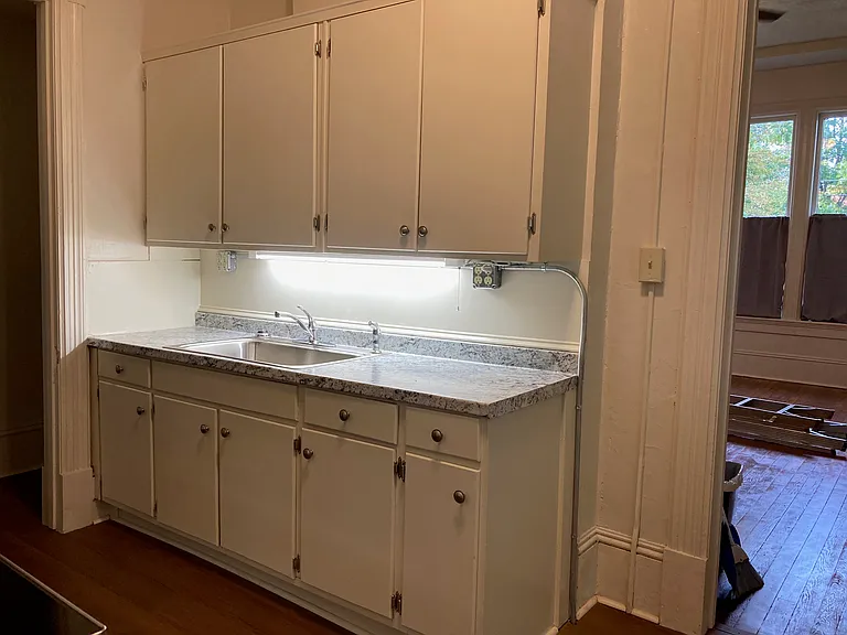 327 Oglethorpe Ave #1 — Photo 3