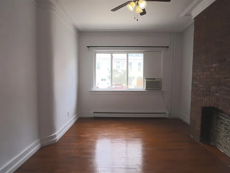 79 Beacon Ave #2 — Photo 6
