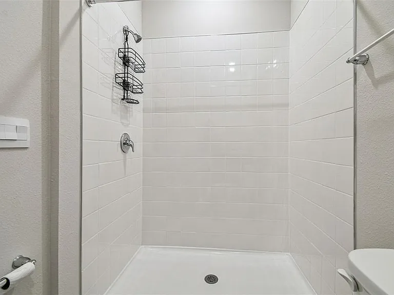 3827 Sunny Spring St — Photo 19