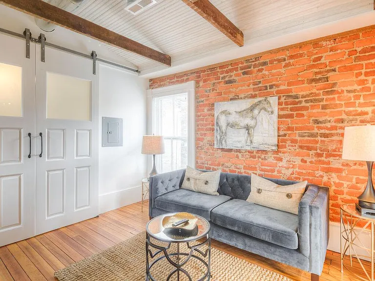 829 Belmont Ave #5 — Photo 3