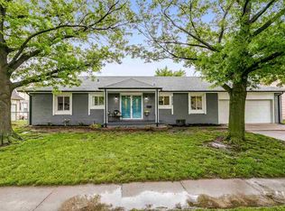 8809 W Bekemeyer Ln, Wichita, KS 67212