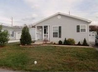 14 Perrys Ln, Manahawkin, NJ 08050