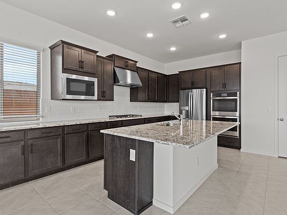Kitchen with vast island
