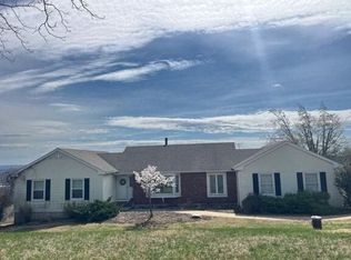 18 Britton Dr, Flemington, NJ