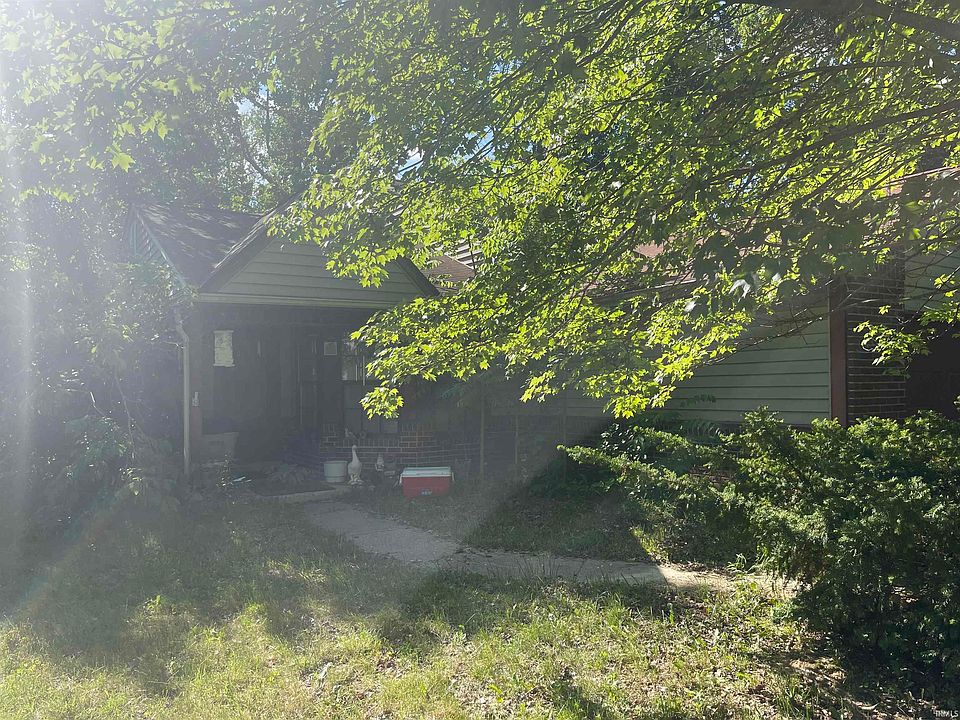 1st image of 3850 W Woodmere Ct