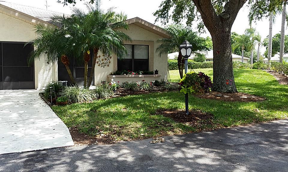 1st image of 2624 Locksley St
