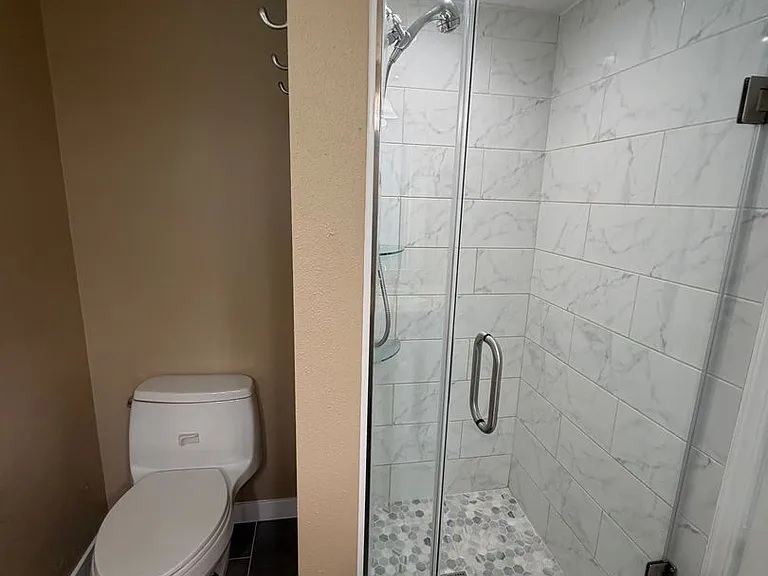15802 SE 47th St — Photo 7